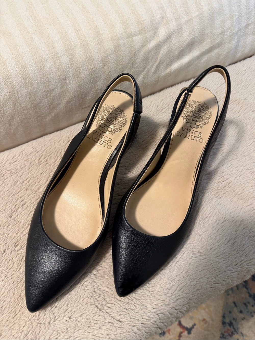 Vince Camuto Black Pointed Leather Slingback kitten heel